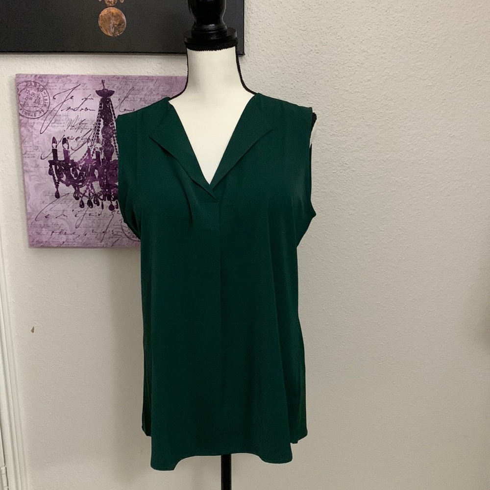 Sleeveless blouse - Green - Size L - BRAND NEW! - NEVER WORN!